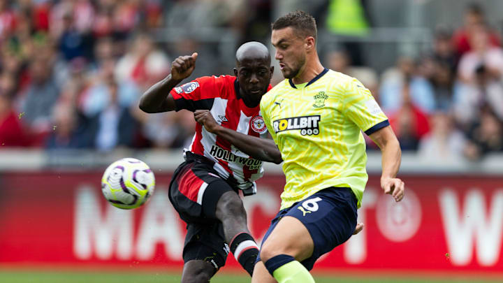 Brentford FC v Southampton FC - Premier League