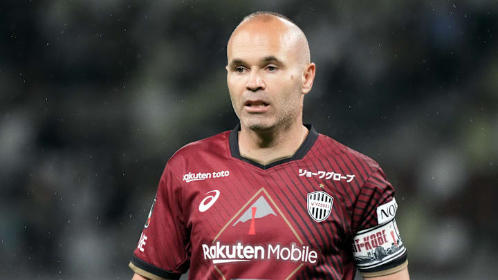 Vissel Kobe v Barcelona - Pre-Season Friendly