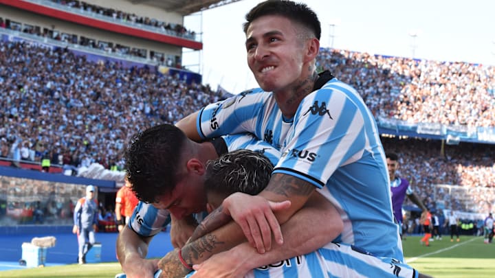 Racing fez a festa neste sábado em Assunção, no Paraguai