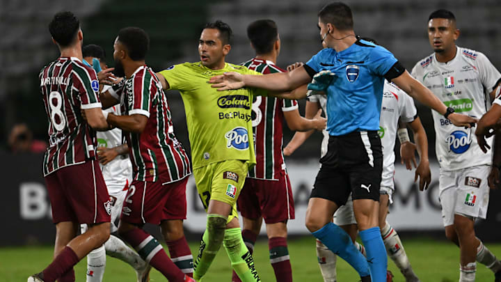 Fluminense x Once Caldas se enfrentam pela Sul-Americana
