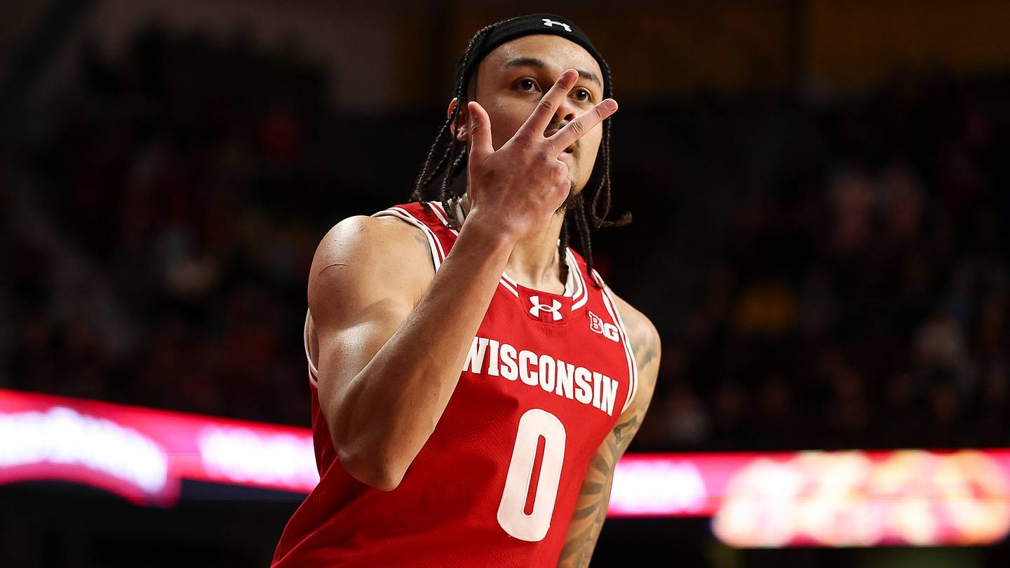 Braeden Carrington Still Training With Badgers as Reunion Remains a Possibility