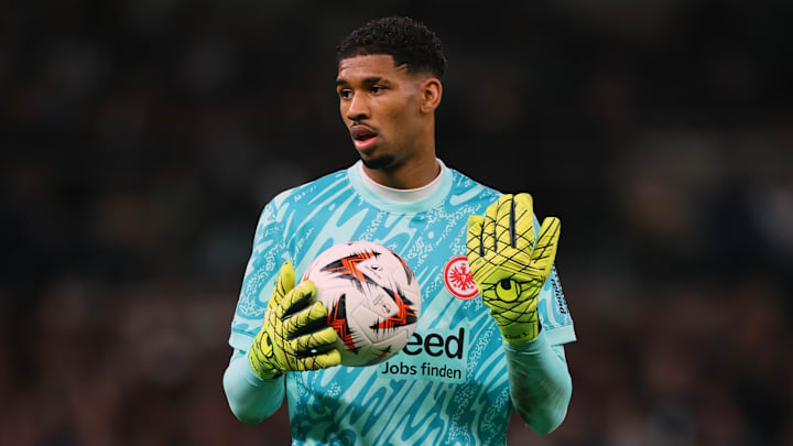 Kaua Santos hat Kevin Trapp wohl aus dem Eintracht-Tor verdrängt.