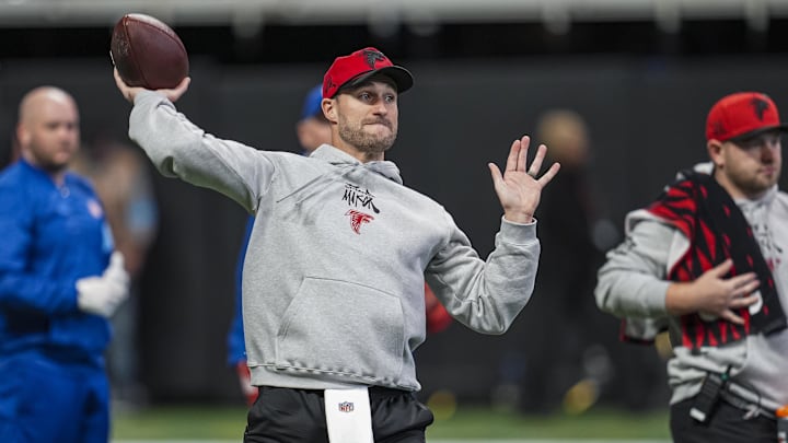 Dec 22, 2024; Atlanta, Georgia, USA; Atlanta Falcons quarterback Kirk Cousins (18) warms up on the field prior to the game against the New York Giants at Mercedes-Benz Stadium. Mandatory Credit: Dale Zanine-Imagn Images