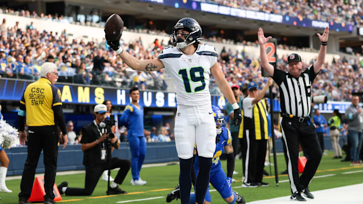 Seattle Seahawks v Los Angeles Rams