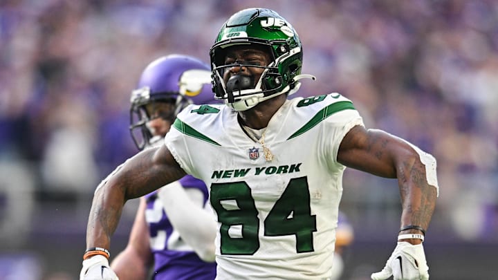Dec 4, 2022; Minneapolis, Minnesota, USA; New York Jets wide receiver Corey Davis (84) in action during the game against the Minnesota Vikings at U.S. Bank Stadium. Mandatory Credit: Jeffrey Becker-USA TODAY Sports