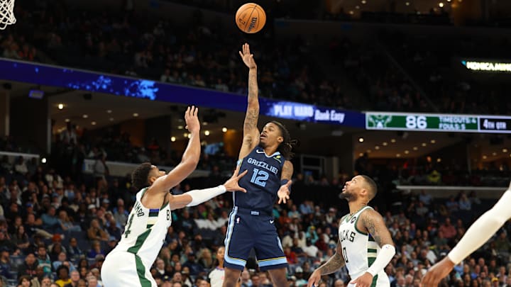 Milwaukee Bucks v Memphis Grizzlies