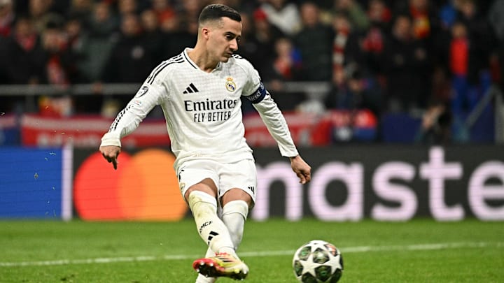Lucas Vazquez a de plus en plus de mal au poste de latéral droit. 
