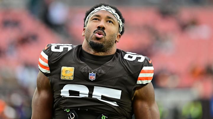 Cleveland Browns defensive end Myles Garrett (95) warms up before a game against the Baltimore Ravens at Huntington Bank Field. Cleveland Browns defensive end Myles Garrett (95) warms up before a game against the Baltimore Ravens at Huntington Bank Field.