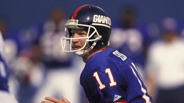 Sep 13, 1992; East Rutherford, NJ, USA; FILE PHOTO; New York Giants quarterback (11) Phil Simms in action against the Dallas Cowboys at Giants Stadium. Mandatory Credit: Mandatory Credit: Photo By Imagn Images Sep 13, 1992; East Rutherford, NJ, USA; FILE PHOTO; New York Giants quarterback (11) Phil Simms in action against the Dallas Cowboys at Giants Stadium. Mandatory Credit: Mandatory Credit: Photo By Imagn Images