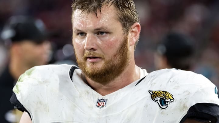 Nov 23, 2025; Glendale, Arizona, USA; Jacksonville Jaguars offensive lineman Cole Van Lanen (70) against the Arizona Cardinals at State Farm Stadium. Nov 23, 2025; Glendale, Arizona, USA; Jacksonville Jaguars offensive lineman Cole Van Lanen (70) against the Arizona Cardinals at State Farm Stadium.