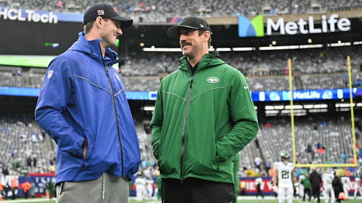 EAST RUTHERFORD, NJ - OCTOBER 29: Daniel Jones #8 of the New York Giants (L) talks with Aaron Rodgers #8 of the New York Jets prior to the start of the game at MetLife Stadium on October 29, 2023 in East Rutherford, New Jersey. 