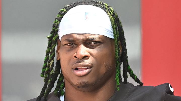 Cleveland Browns linebacker Quincy Williams