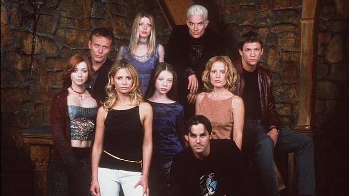 The cast of ‘Buffy The Vampire Slayer’ in Season 5.