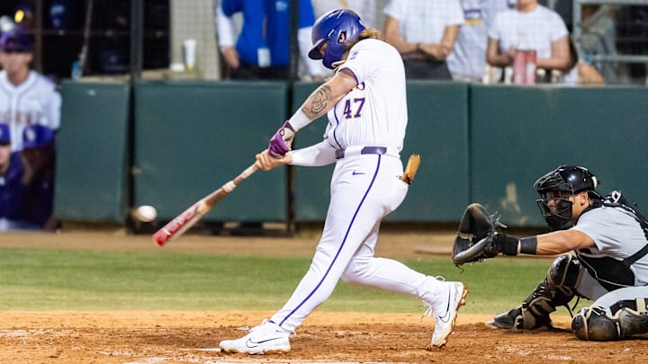 Tommy White 47 hits his second home run of the night as the LSU Tigers take on the Vanderbilt