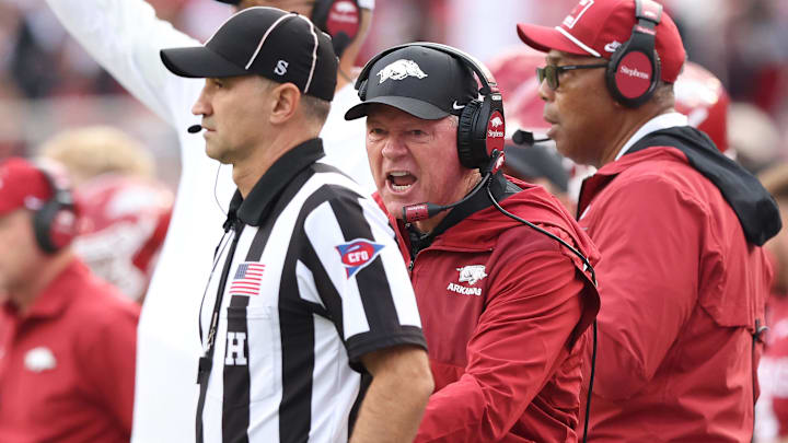 Oct 18, 2025; Fayetteville, Arkansas, USA; Arkansas Razorbacks interim head coach Bobby Petrino shouts toward a referee during the second quarter against the Texas A&M Aggies at Donald W. Reynolds Razorback Stadium. Mandatory Credit: Nelson Chenault-Imagn Images Oct 18, 2025; Fayetteville, Arkansas, USA; Arkansas Razorbacks interim head coach Bobby Petrino shouts toward a referee during the second quarter against the Texas A&M Aggies at Donald W. Reynolds Razorback Stadium. Mandatory Credit: Nelson Chenault-Imagn Images