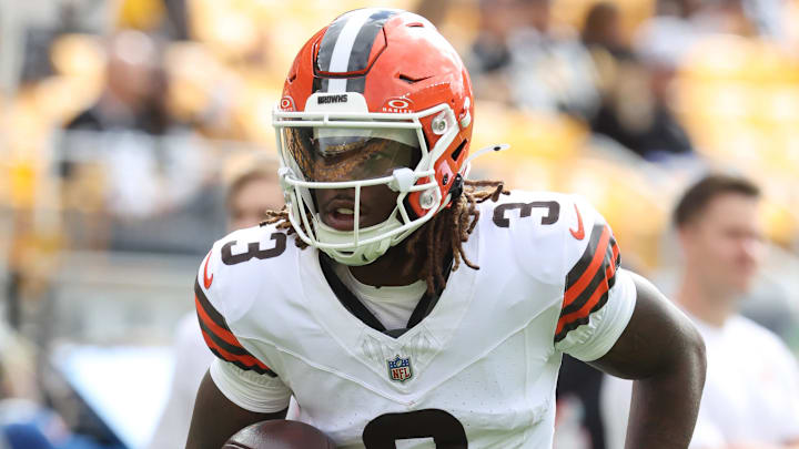 Oct 12, 2025; Pittsburgh, Pennsylvania, USA;  Cleveland Browns wide receiver Jerry Jeudy (3) warms up against the Pittsburgh Steelers at Acrisure Stadium. Mandatory Credit: Charles LeClaire-Imagn Images