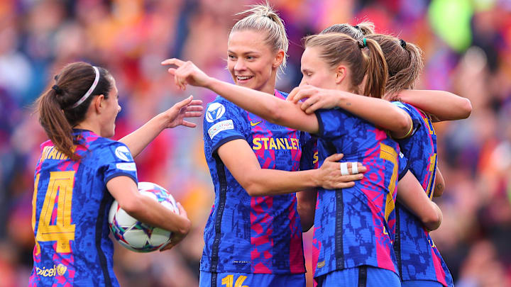 FC Barcelona v VfL Wolfsburg: Semi Final First Leg - UEFA Women's Champions League