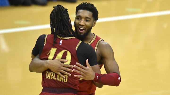 Nov 28, 2023; Cleveland, Ohio, USA; Cleveland Cavaliers guard Darius Garland (10) and guard Donovan Mitchell (45) celebrate in the fourth quarter against the Atlanta Hawks at Rocket Mortgage FieldHouse. Mandatory Credit: David Richard-Imagn Images Nov 28, 2023; Cleveland, Ohio, USA; Cleveland Cavaliers guard Darius Garland (10) and guard Donovan Mitchell (45) celebrate in the fourth quarter against the Atlanta Hawks at Rocket Mortgage FieldHouse. Mandatory Credit: David Richard-Imagn Images