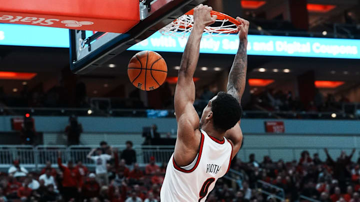 Louisville forward Khani Rooths (9) dunks against California during their game at the KFC Yum! Center in Louisville, Ky. on Mar. 5, 2025. Louisville forward Khani Rooths (9) dunks against California during their game at the KFC Yum! Center in Louisville, Ky. on Mar. 5, 2025.