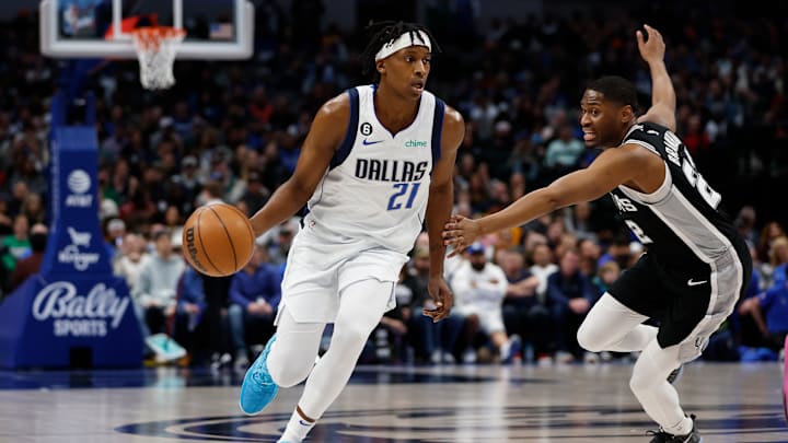 San Antonio Spurs v Dallas Mavericks