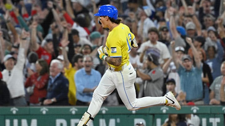Sep 13, 2025; Boston, Massachusetts, USA; Boston Red Sox outfielder Jarren Duran (16) reacts to his one-run home run during the eighth inning against the New York Yankees at Fenway Park. Mandatory Credit: Eric Canha-Imagn Images Sep 13, 2025; Boston, Massachusetts, USA; Boston Red Sox outfielder Jarren Duran (16) reacts to his one-run home run during the eighth inning against the New York Yankees at Fenway Park. Mandatory Credit: Eric Canha-Imagn Images