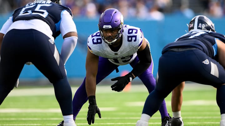 Nov 17, 2024; Nashville, Tennessee, USA; Minnesota Vikings defensive tackle Jerry Tillery (99) looks up at Tennessee Titans offensive tackle JC Latham (55) just before the ball is snapped during the second half during the first half at Nissan Stadium. Nov 17, 2024; Nashville, Tennessee, USA; Minnesota Vikings defensive tackle Jerry Tillery (99) looks up at Tennessee Titans offensive tackle JC Latham (55) just before the ball is snapped during the second half during the first half at Nissan Stadium.