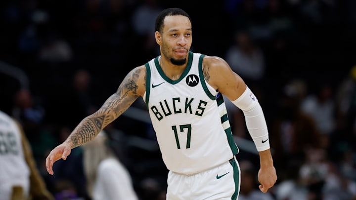 Detroit Pistons v Milwaukee Bucks