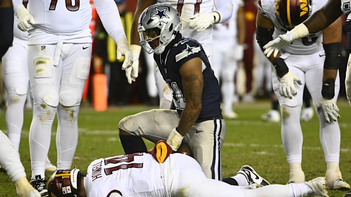 Dallas Cowboys linebacker Micah Parsons sacks Washington Commanders quarterback Sam Howell at FedEx Field 