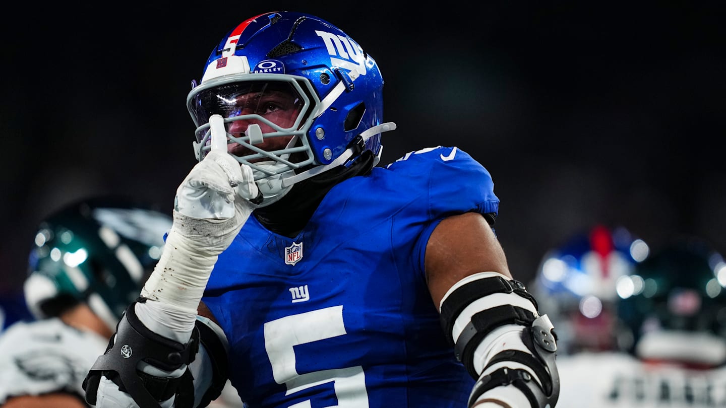 Patriots can fix everything with one bold trade for a breakout pass rusher