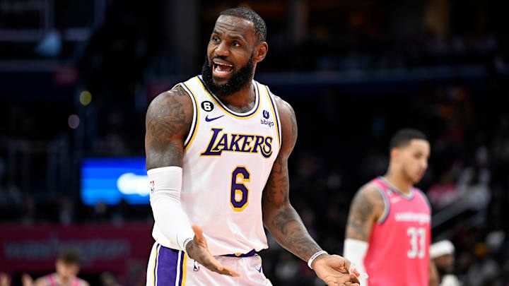 Los Angeles Lakers v Washington Wizards