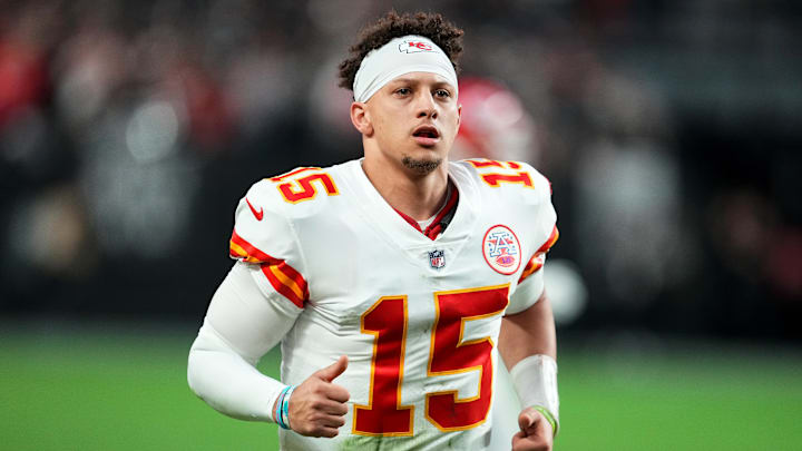 Mahomes es el mariscal de campo mejor pago que está en los playoffs de la NFL