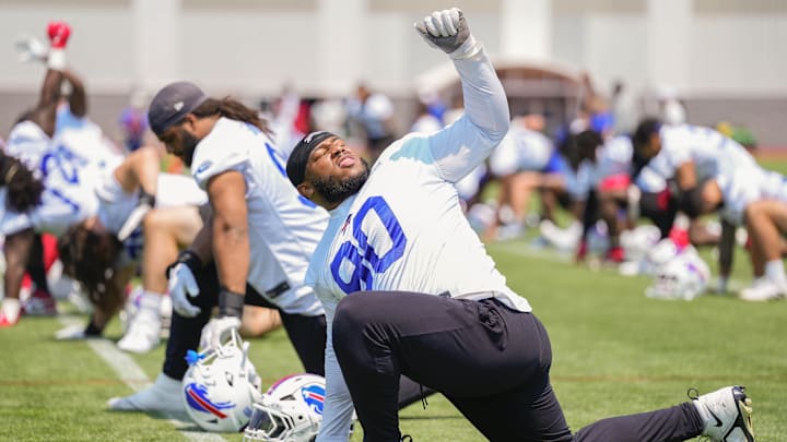 Buffalo Bills defensive tackle DeWayne Carter.