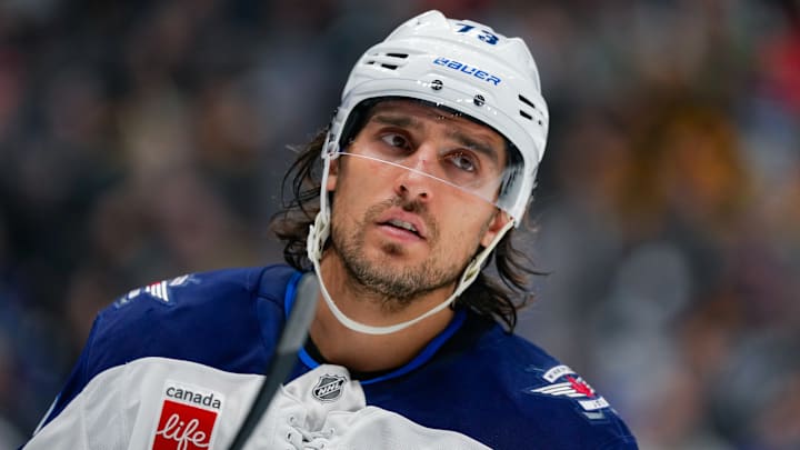 Winnipeg Jets v Vancouver Canucks