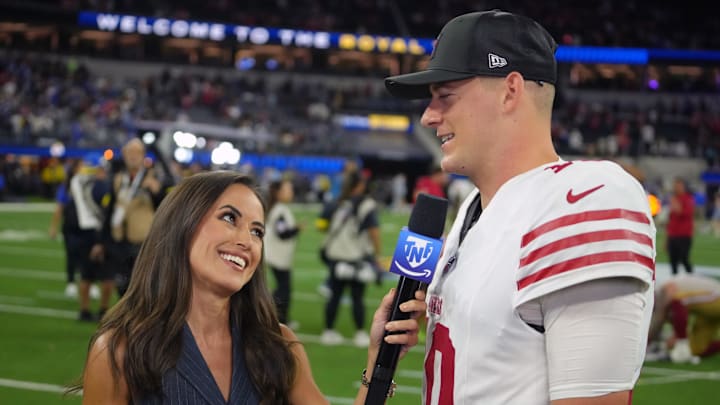 San Francisco 49ers quarterback Mac Jones (10).