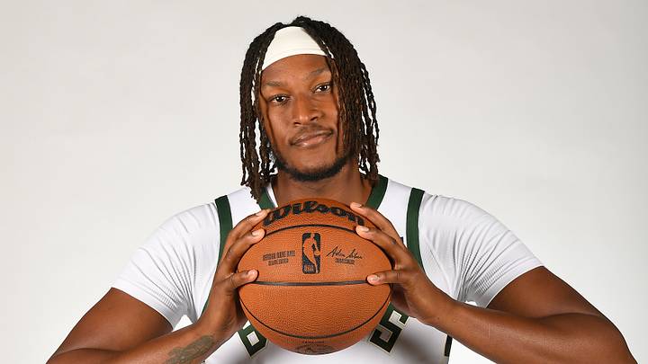 Sep 28, 2026; Milwaukee, WI, USA; Milwaukee Bucks center Myles Turner (3) poses for a photo during Media Day. Mandatory Credit: Michael McLoone-Imagn Images Sep 28, 2026; Milwaukee, WI, USA; Milwaukee Bucks center Myles Turner (3) poses for a photo during Media Day. Mandatory Credit: Michael McLoone-Imagn Images
