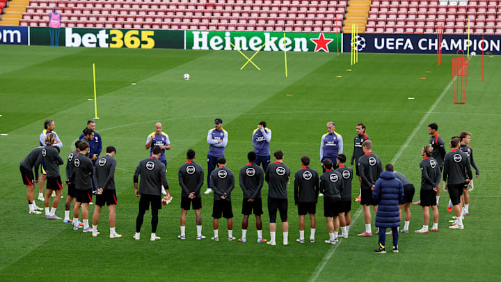 FBL-C1-EUR-ATLETICO MADRID-TRAINING