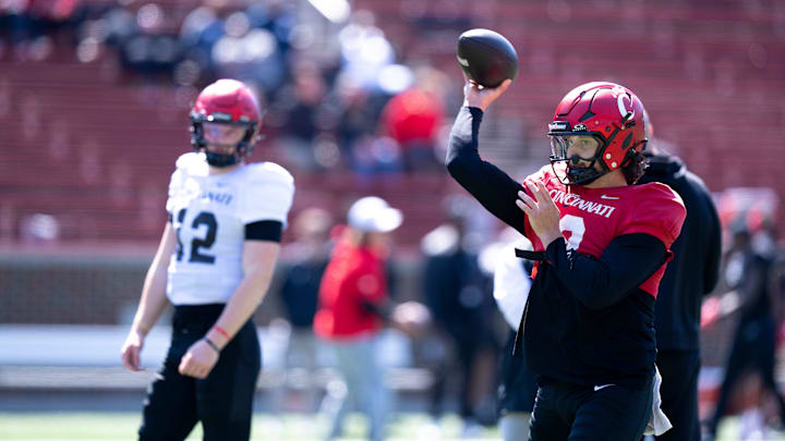 Cincinnati Bearcats quarterback Brendan Sorsby (2) throws a pass during the Cincinnati Bearcats football spring practice at Nippert Stadium on Saturday, April 12, 2025.