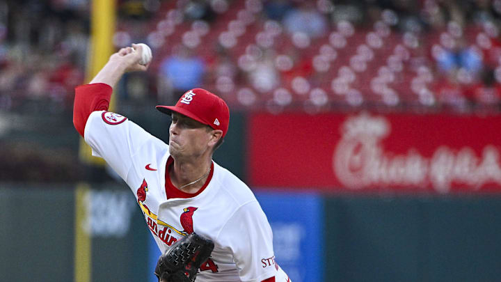 St. Louis Cardinals starting pitcher Kyle Gibson (44) pitches against the San Diego Padres during the first inning at Busch Stadium in 2024.