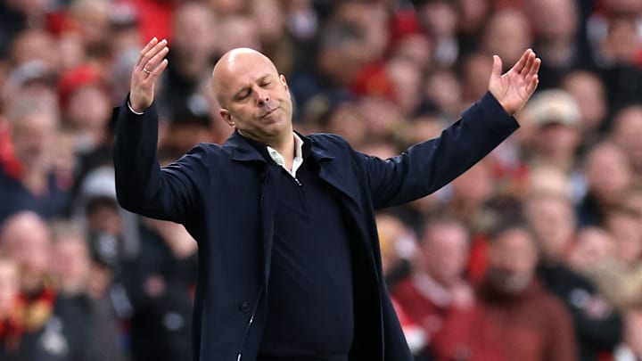 Arne Slot was not happy with Wednesday's officials