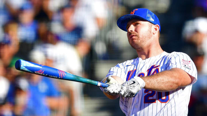 Jul 18, 2022; Los Angeles, CA, USA; New York Mets first baseman Pete Alonso (20) hits in the first round during the 2022 Home Run Derby at Dodgers Stadium. Mandatory Credit: Gary Vasquez-USA TODAY Sports