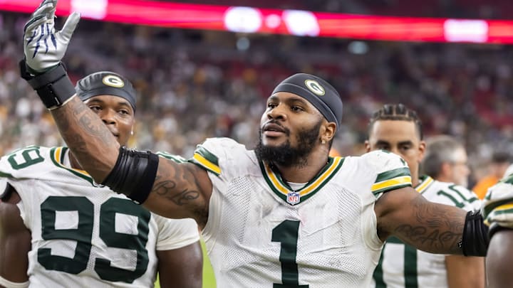 Oct 19, 2025; Glendale, Arizona, USA; Green Bay Packers defensive lineman Micah Parsons (1) against the Arizona Cardinals at State Farm Stadium. 