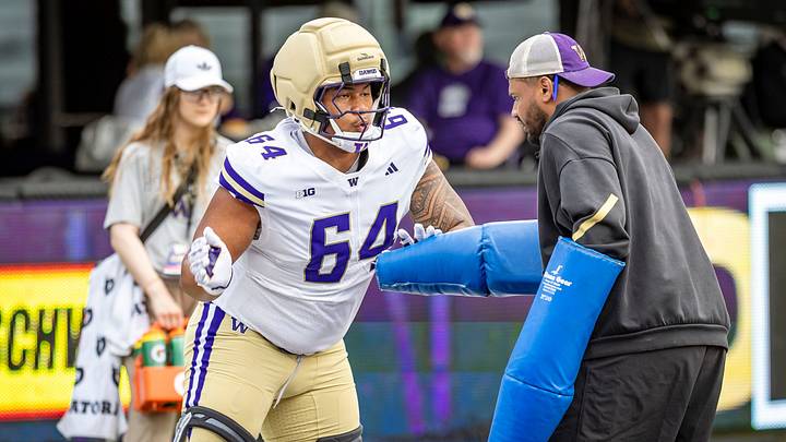 TI Umu-Cais is a freshman defensive tackle who could play right away. TI Umu-Cais is a freshman defensive tackle who could play right away.