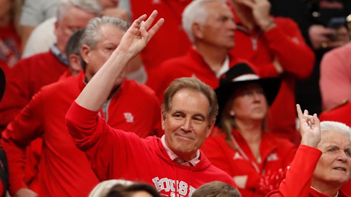 Jim Nantz cheers on the Houston players during the second round game between Texas A&M and the University of Houston in the 2024 NCAA Tournament