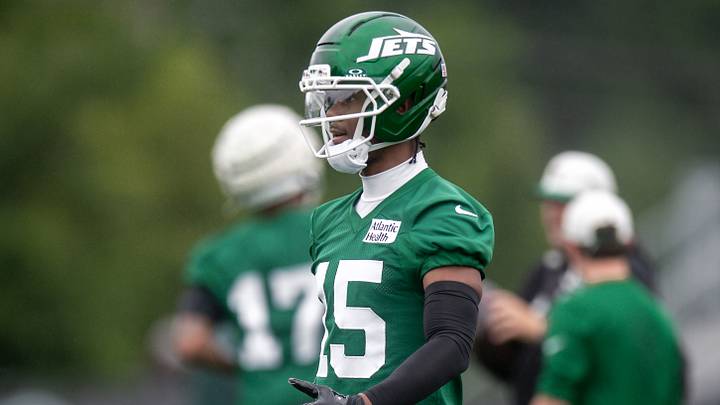 New York Jets wide receiver Adonai Mitchell (15) participates in a drill during training camp at Atlantic Health Jets Training Center. Mandatory Credit: John Jones-Imagn Images New York Jets wide receiver Adonai Mitchell (15) participates in a drill during training camp at Atlantic Health Jets Training Center. Mandatory Credit: John Jones-Imagn Images