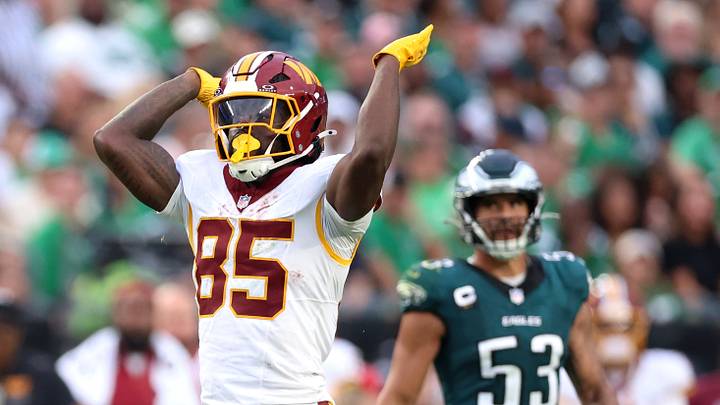 Sep 13, 2026; Philadelphia, Pennsylvania, USA; Washington Commanders tight end Chig Okonkwo (85) celebrates after getting a first down against the Philadelphia Eagles during the second half at Lincoln Financial Field. Mandatory Credit: Bill Streicher-Imagn Images Sep 13, 2026; Philadelphia, Pennsylvania, USA; Washington Commanders tight end Chig Okonkwo (85) celebrates after getting a first down against the Philadelphia Eagles during the second half at Lincoln Financial Field. Mandatory Credit: Bill Streicher-Imagn Images