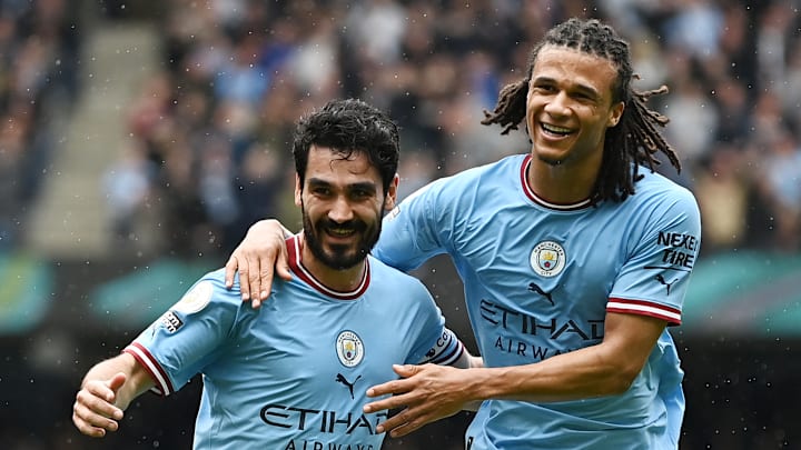 Gundogan et Aké, deux hommes de l'ombre à Manchester City.