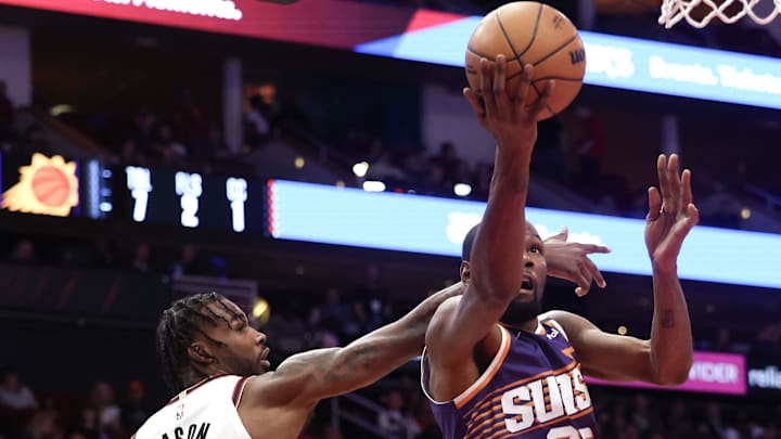 Feb 12, 2025; Houston, Texas, USA; Phoenix Suns forward Kevin Durant (35) drives against Houston Rockets forward Tari Eason (17) in the first quarter at Toyota Center. Mandatory Credit: Thomas Shea-Imagn Images Feb 12, 2025; Houston, Texas, USA; Phoenix Suns forward Kevin Durant (35) drives against Houston Rockets forward Tari Eason (17) in the first quarter at Toyota Center. Mandatory Credit: Thomas Shea-Imagn Images
