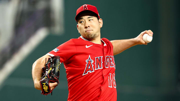 Aug 26, 2025; Arlington, Texas, USA; Los Angeles Angels starting pitcher Yusei Kikuchi (16) throws during the first inning against the Texas Rangers at Globe Life Field. Mandatory Credit: Kevin Jairaj-Imagn Images
