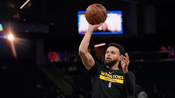 Jan 10, 2023; San Francisco, California, USA; Golden State Warriors guard Stephen Curry (30) shoots