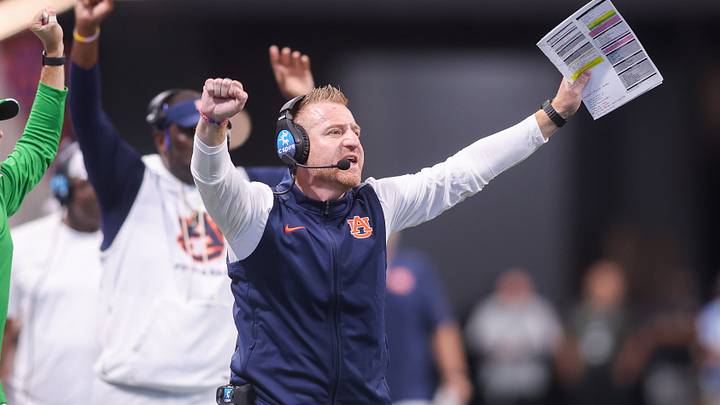 Auburn Tigers head coach Alex Golesh on the sideline against the Baylor Bears in the second quarter at Mercedes-Benz Stadium. Mandatory Credit: Brett Davis-Imagn Images Auburn Tigers head coach Alex Golesh on the sideline against the Baylor Bears in the second quarter at Mercedes-Benz Stadium. Mandatory Credit: Brett Davis-Imagn Images